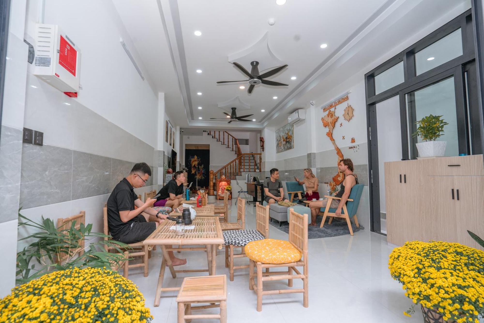 Aloha Saigon Premium Hostel By Local Travel Experts - Newly Opened, Less-Touristy Location, Spacious Rooms, Glass Shower Bathroom, Free Breakfast & Walking Tour Hô Chi Minh-Ville Extérieur photo