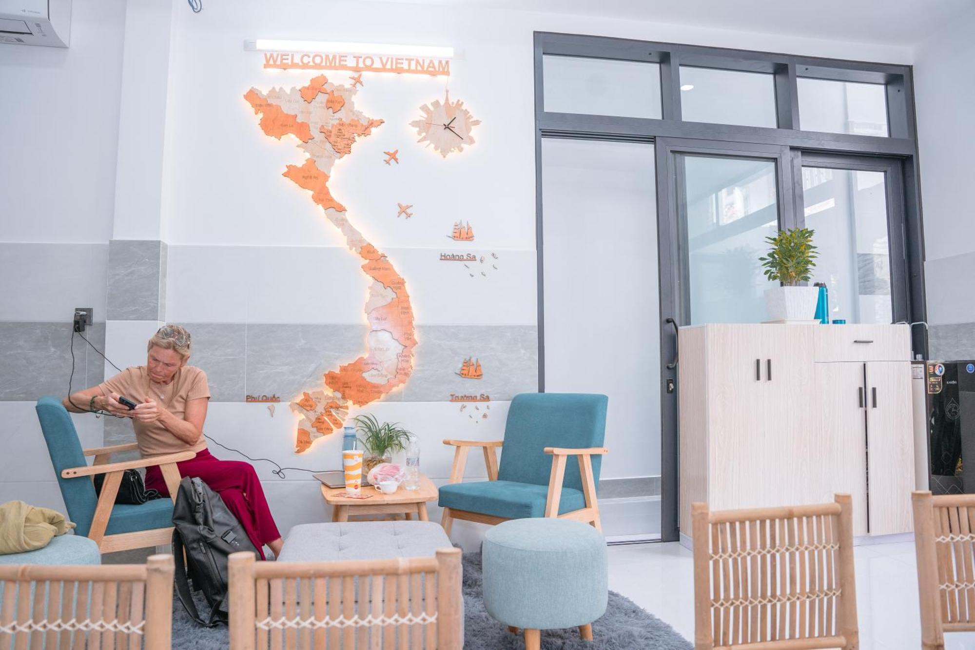 Aloha Saigon Premium Hostel By Local Travel Experts - Newly Opened, Less-Touristy Location, Spacious Rooms, Glass Shower Bathroom, Free Breakfast & Walking Tour Hô Chi Minh-Ville Extérieur photo