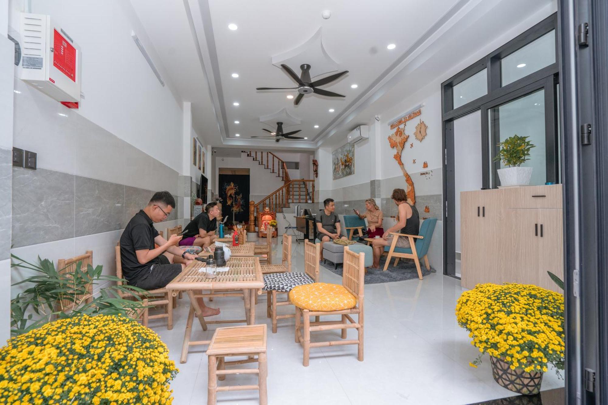 Aloha Saigon Premium Hostel By Local Travel Experts - Newly Opened, Less-Touristy Location, Spacious Rooms, Glass Shower Bathroom, Free Breakfast & Walking Tour Hô Chi Minh-Ville Extérieur photo